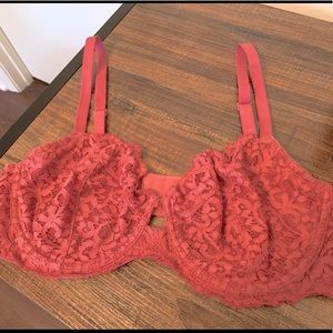 Victoria Secret 36DD Bra